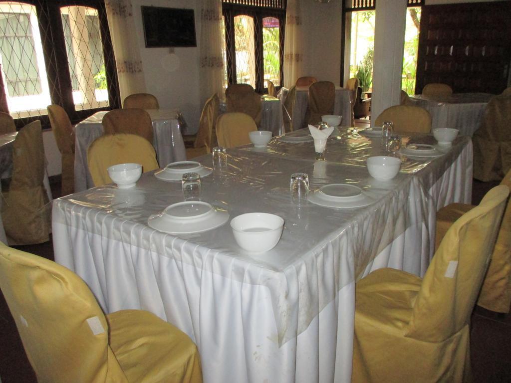 וולאוויה Saranga Holiday Inn מראה חיצוני תמונה
